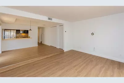 2945 Bridgeport Ave #C, Miami, FL 33133 - Photo 7