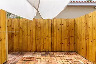 2945 Bridgeport Ave, Miami, FL 33133 - Photo 27