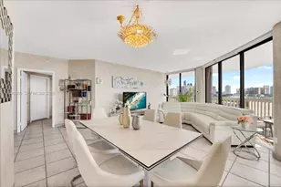 2000 Island Blvd, Aventura, FL 33160 - Photo 7