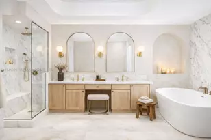 2000 Island Blvd, Aventura, FL 33160 - Photo 11