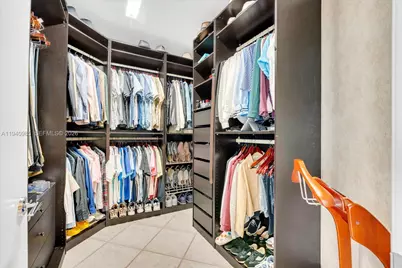 2000 Island Blvd #602, Aventura, FL 33160 - Photo 19