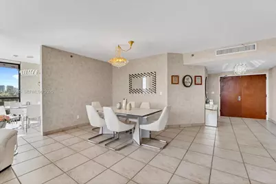 2000 Island Blvd #602, Aventura, FL 33160 - Photo 15