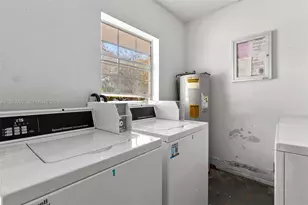 4140 Woodside Dr, Coral Springs, FL 33065 - Photo 21