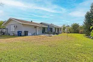 10900 SW 124th Rd, Miami, FL 33176 - Photo 21