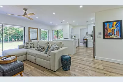 10900 SW 124th Rd, Miami, FL 33176 - Photo 9