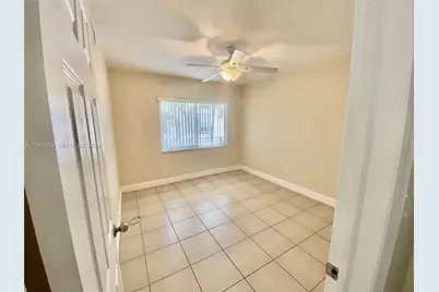 930 SW 7th Ave #3, Miami, FL 33130 - Photo 13