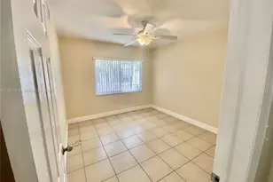 930 SW 7th Ave, Miami, FL 33130 - Photo 13