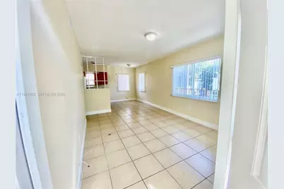 930 SW 7th Ave #3, Miami, FL 33130 - Photo 7