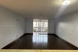 900 NE 12th Ave, Hallandale Beach, FL 33009 - Photo 11