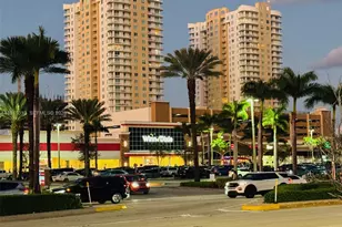 900 NE 12th Ave, Hallandale Beach, FL 33009 - Photo 43