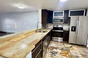 900 NE 12th Ave, Hallandale Beach, FL 33009 - Photo 5