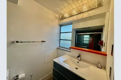 900 NE 12th Ave #501, Hallandale Beach, FL 33009 - Photo 17