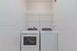 347 Madeira Ave, Coral Gables, FL 33134 - Photo 15