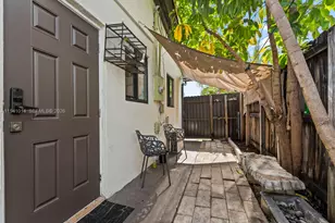 12301 SW 28th St, Miami, FL 33175 - Photo 35