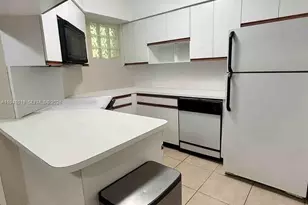 9156 Collins Ave, Surfside, FL 33154 - Photo 5