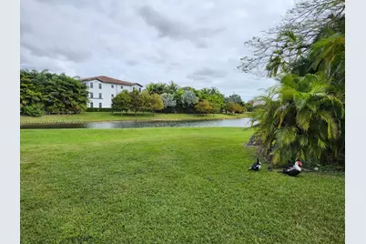 9195 Fontainebleau Blvd #6, Miami, FL 33172 - Photo 17