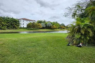 9195 Fontainebleau Blvd, Miami, FL 33172 - Photo 17