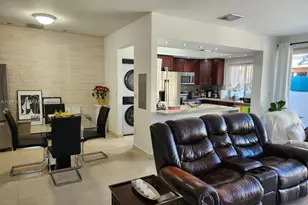 9195 Fontainebleau Blvd, Miami, FL 33172 - Photo 5