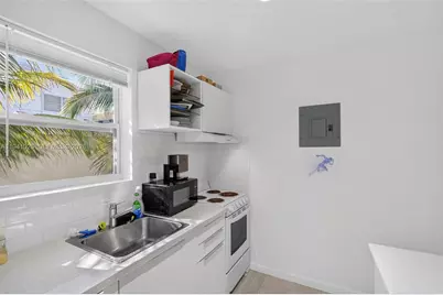 3676 Oak Ave #4, Miami, FL 33133 - Photo 7