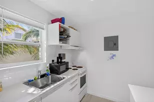 3676 Oak Ave, Miami, FL 33133 - Photo 7