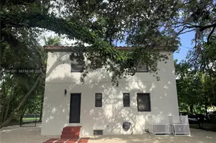 3202 Elizabeth St, Miami, FL 33133 - Photo 17