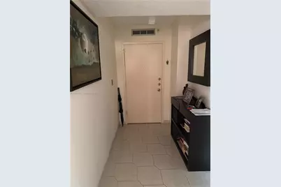 2750 NE 183rd St #1503, Aventura, FL 33160 - Photo 7