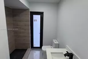 10581 NW 28th Manor, Sunrise, FL 33322 - Photo 5