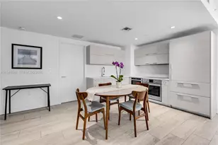 45 SW 9th St, Miami, FL 33130 - Photo 9