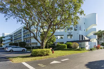 6698 N 10th Ave N #118, Lake Worth, FL 33467 - Photo 3