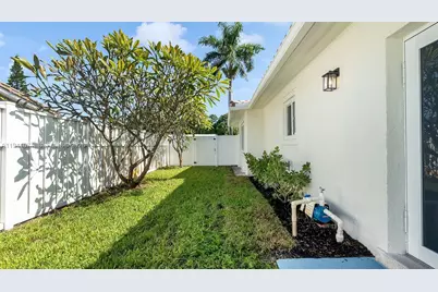 5713 NE 17th Ter, Fort Lauderdale, FL 33334 - Photo 37