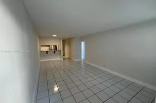 505 NE 30th St, Miami, FL 33137 - Photo 9