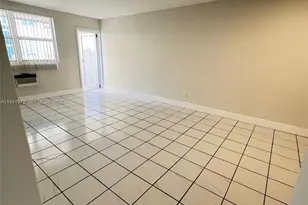 505 NE 30th St, Miami, FL 33137 - Photo 7