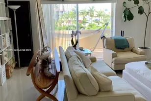 8400 Byron Ave, Miami Beach, FL 33141 - Photo 19