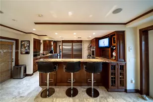 6465 Pine Tree Dr Cir, Miami Beach, FL 33141 - Photo 25