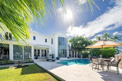 6465 Pine Tree Drive Cir, Miami Beach, FL 33141 - Photo 41