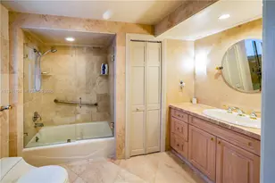 6465 Pine Tree Dr Cir, Miami Beach, FL 33141 - Photo 13