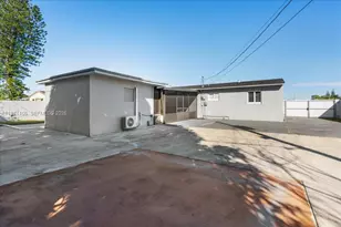 4310 NW 187th Terrace, Miami Gardens, FL 33055 - Photo 9