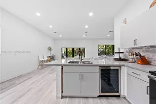 918 NE 36th Ave, Homestead, FL 33033 - Photo 9