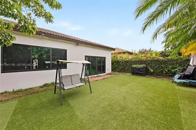 918 NE 36th Ave, Homestead, FL 33033 - Photo 19