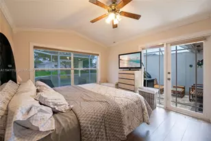 1248 W Lakes Dr, Deerfield Beach, FL 33442 - Photo 17