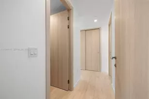 1000 Brickell Plaza, Miami, FL 33131 - Photo 25