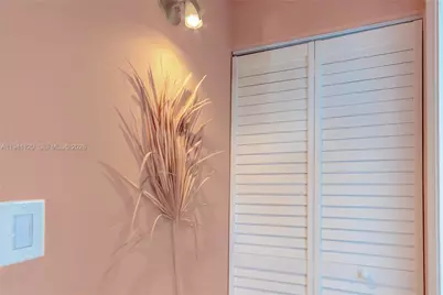 1615 West Avenue #304, Miami Beach, FL 33139 - Photo 9