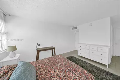 2016 Bay Dr #505, Miami Beach, FL 33141 - Photo 9