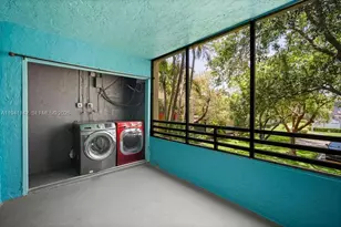 11511 NW 10th St, Pembroke Pines, FL 33026 - Photo 21