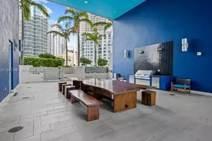 1300 Brickell Bay Dr, Miami, FL 33131 - Photo 17