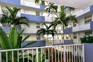 1801 S Treasure Dr, North Bay Village, FL 33141 - Photo 5
