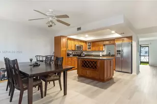 9487 NW 42nd St, Sunrise, FL 33351 - Photo 3