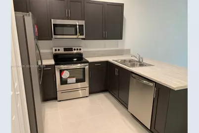 1271 SE 27th Ter #1271, Homestead, FL 33035 - Photo 5