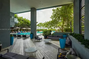 121 NE 34th St, Miami, FL 33137 - Photo 29