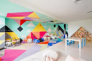 121 NE 34th St, Miami, FL 33137 - Photo 39